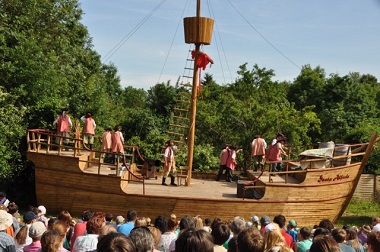 Radovan Matijek - Pirate Ship- Performance